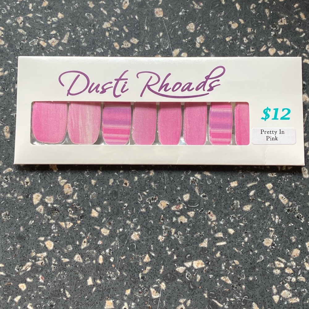 Dusti Rhoads: Pretty in Pink